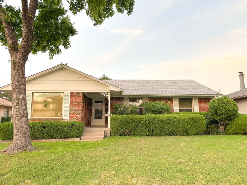 2109 Highwood Drive, Dallas, TX 75228 — photo 1