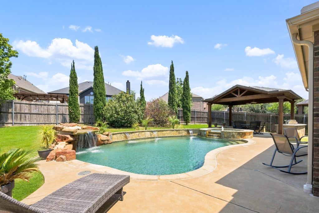 13921 Sparrow Hill Drive, Little Elm, TX 75068 — photo 1
