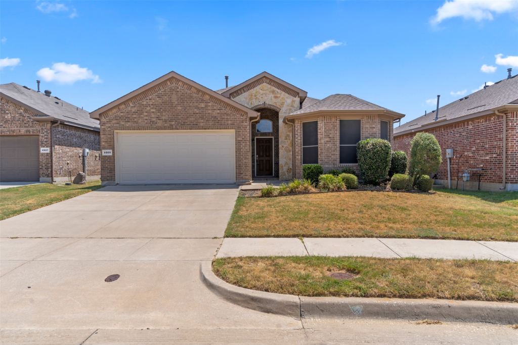 4809 Gunnison Drive, Denton, TX 76208 — photo 1
