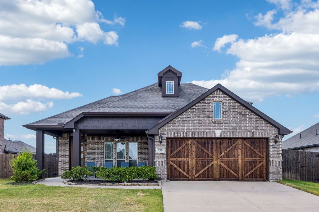 209 Perennial Way, Waxahachie, TX 75165 — photo 1