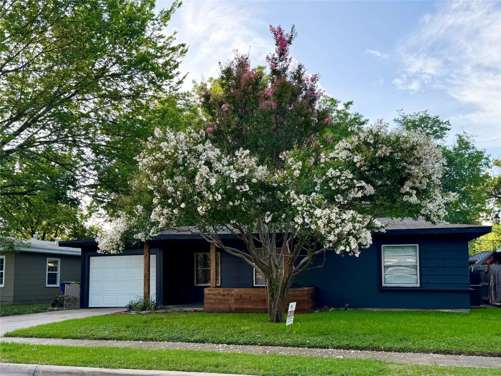 5836 Pollard Drive, Westworth Village, TX 76114 — photo 1