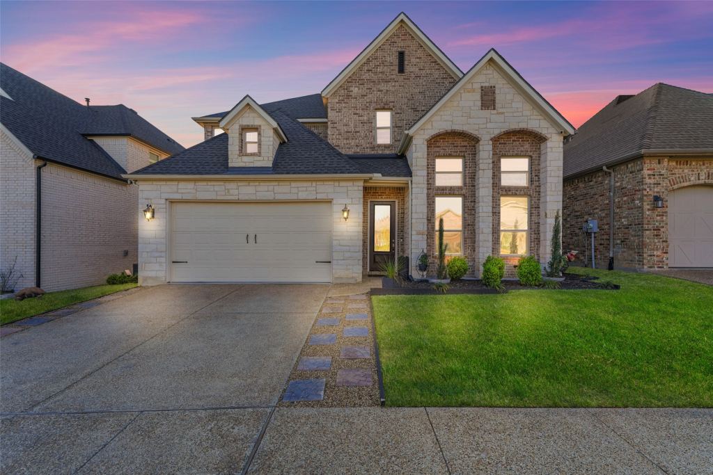 1705 Prestwick Lane, Ennis, TX 75119 — photo 1