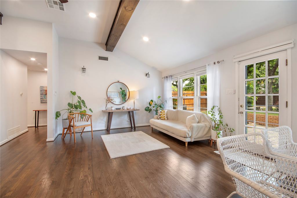 1200 Barker Street, Arlington, TX 76012 — photo 1