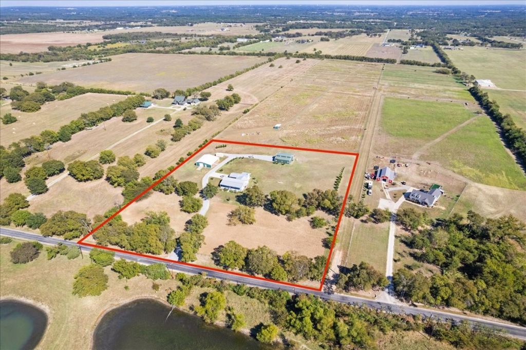 3050 Wolf Front Road, Van Alstyne, TX 75495 — photo 1