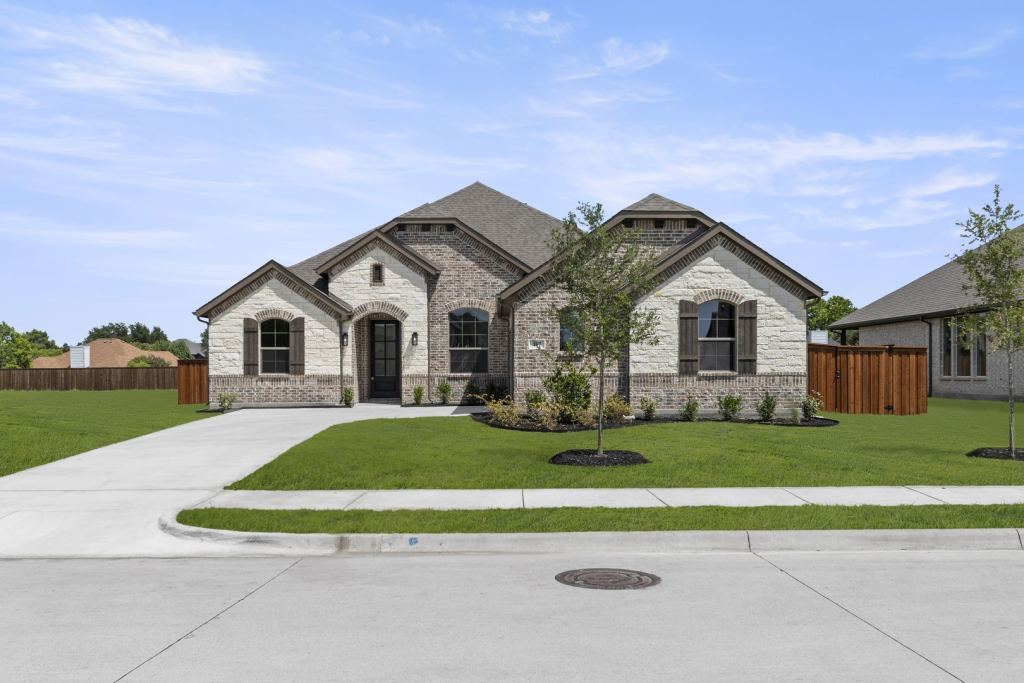 417 Heritage Hill Drive