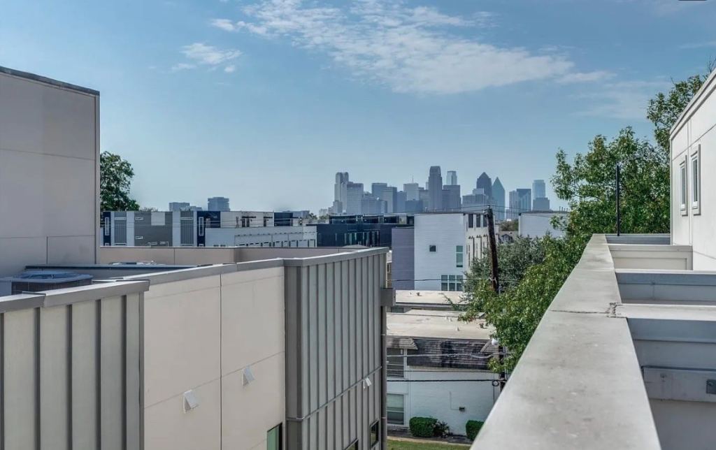 2016 N Fitzhugh Avenue 104, Dallas, TX 75204 — photo 1