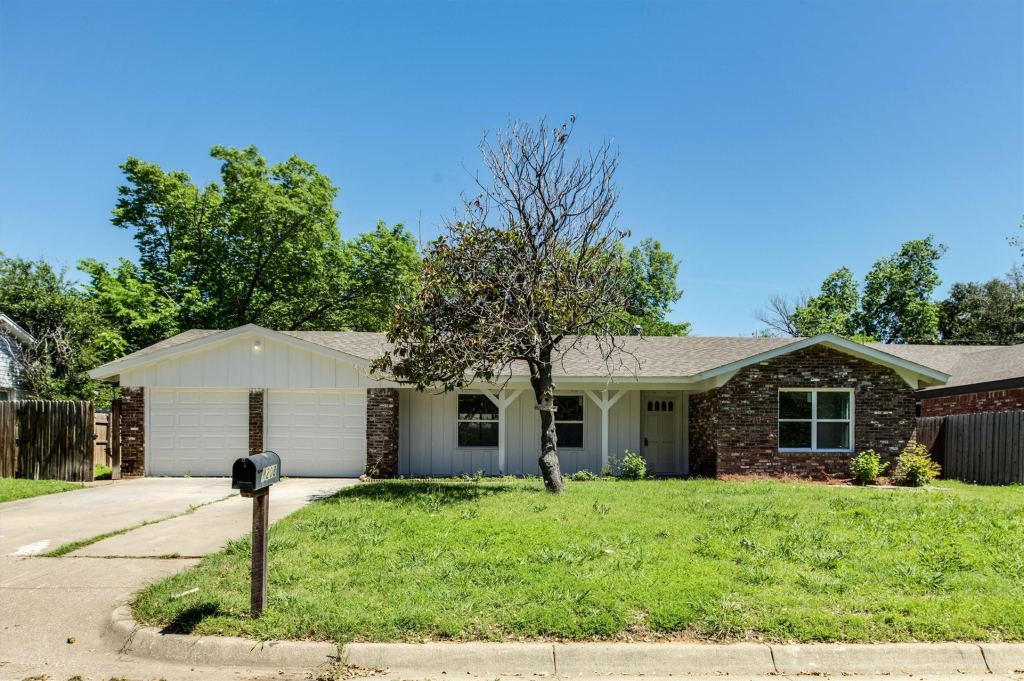 4208 Ashmore Drive, North Richland Hills, TX 76180 — photo 1