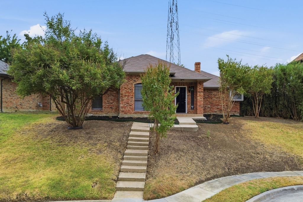 1300 Tierra Calle, Carrollton, TX 75006 — photo 1