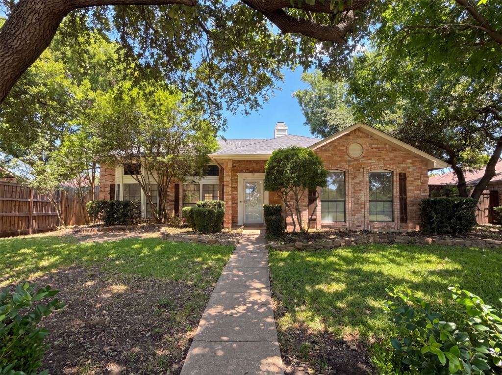 1613 Mullins Drive