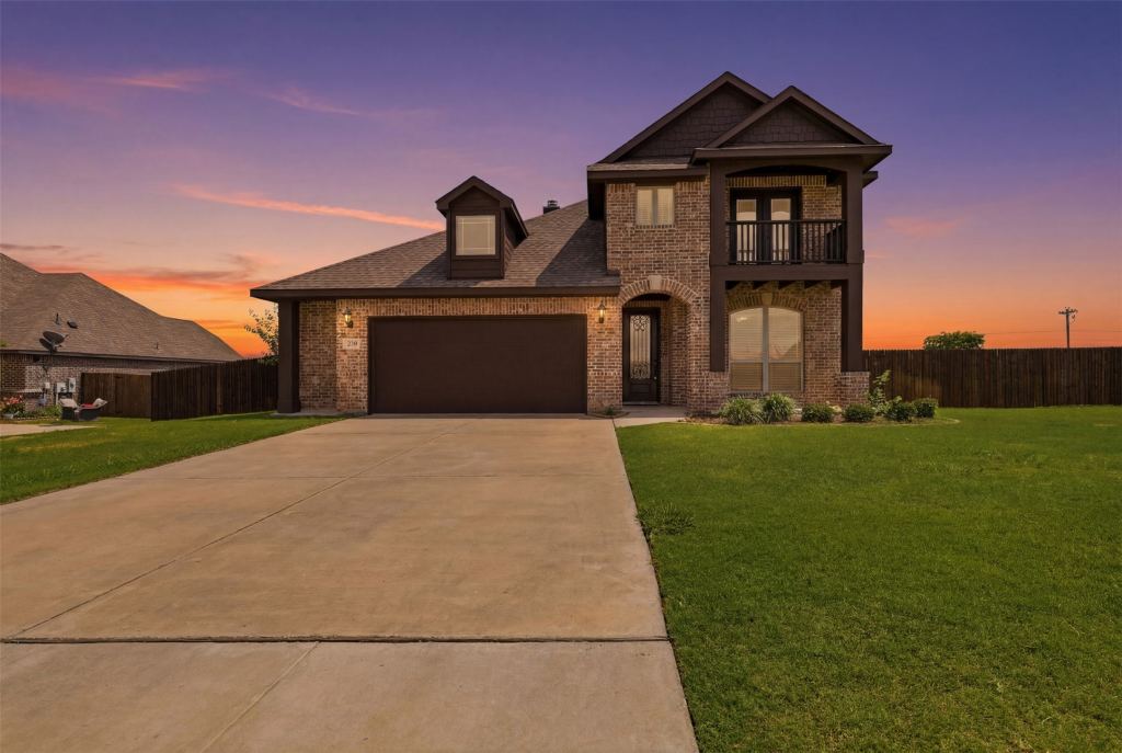 229 Prairie Dog Drive, Godley, TX 76044 — photo 1