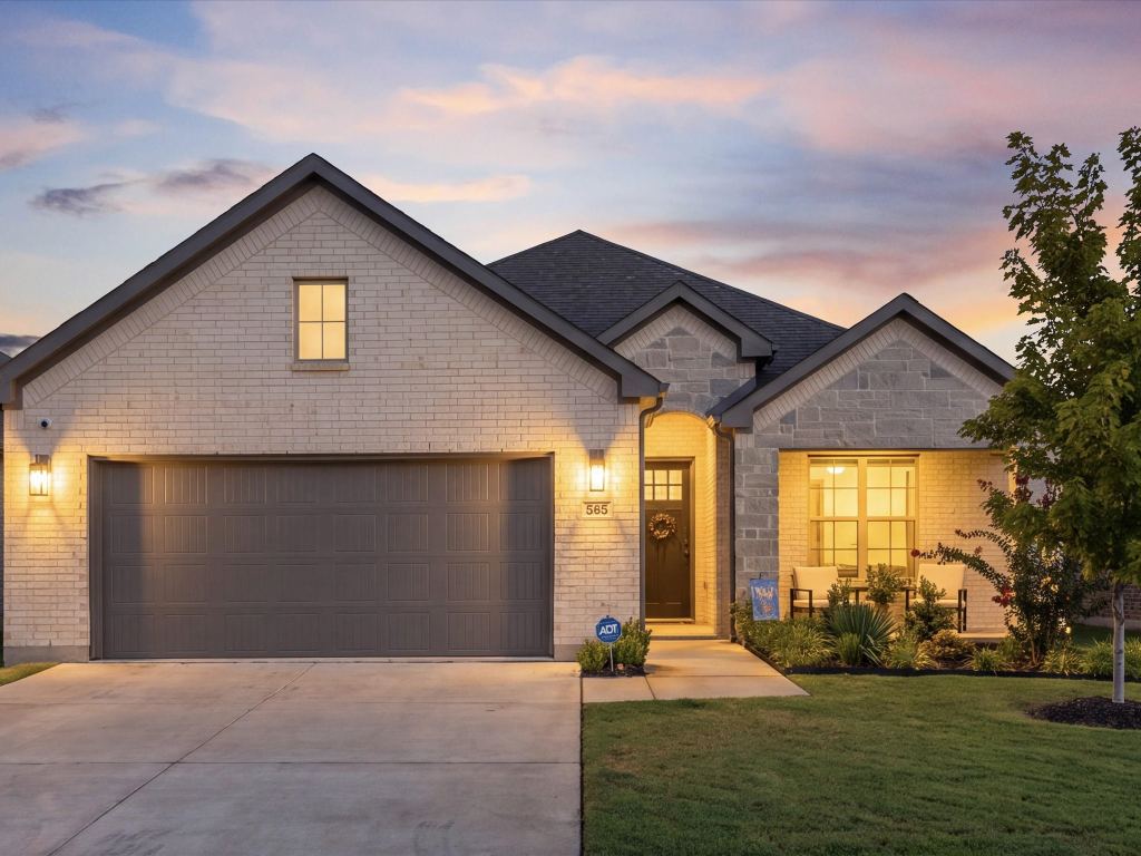 565 Beck Drive, Lavon, TX 75166 — photo 1