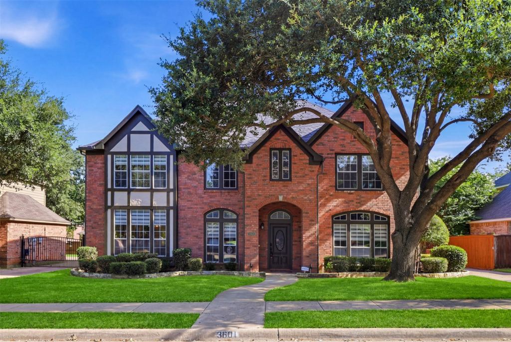 3601 Sandhurst Drive, Flower Mound, TX 75022 — photo 1
