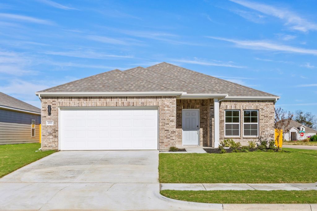1001 Park Oak Lane, Crowley, TX 76036 — photo 1