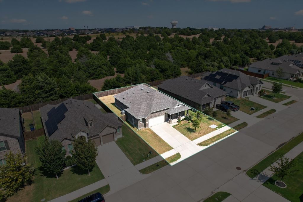 2292 High Plain Lane, Waxahachie, TX 75167 — photo 1