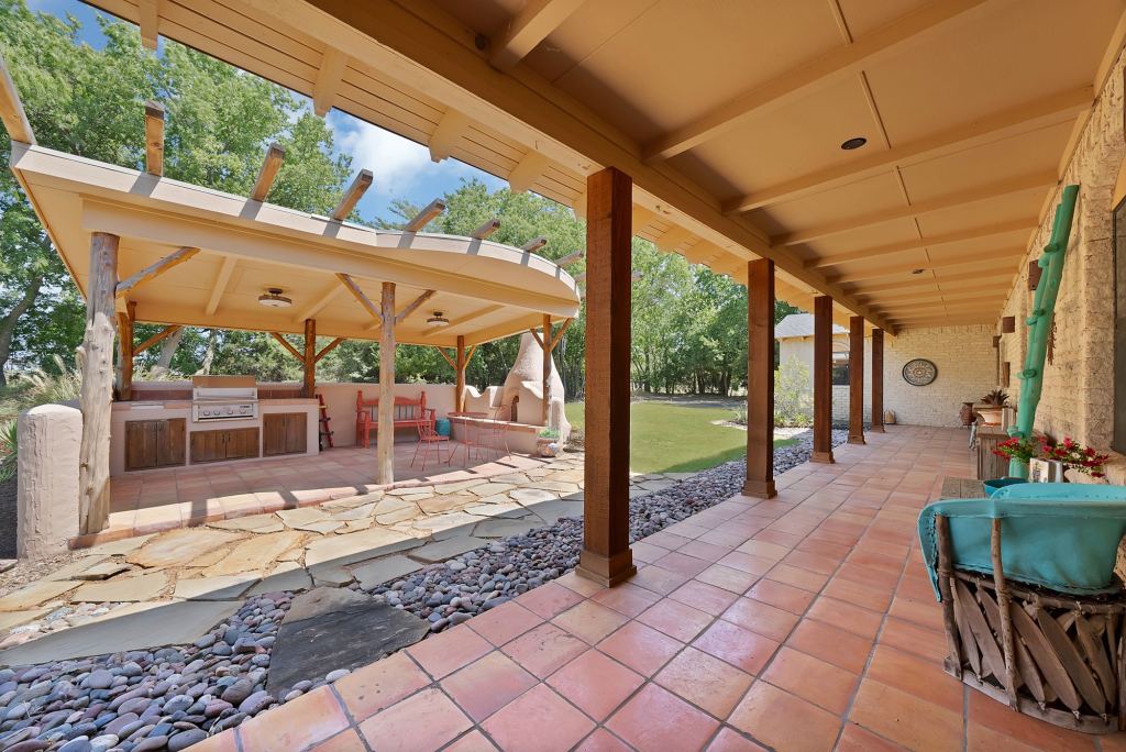 6747 Oak Hill Lane