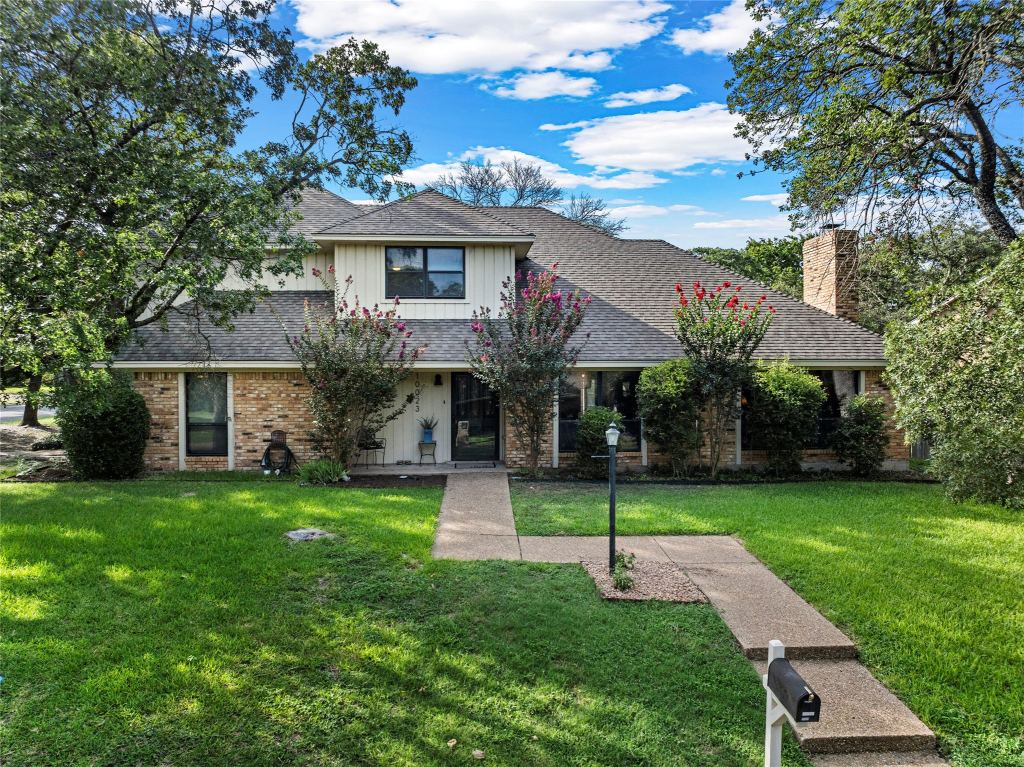 10023 Ramblewood Drive, Woodway, TX 76712 — photo 1