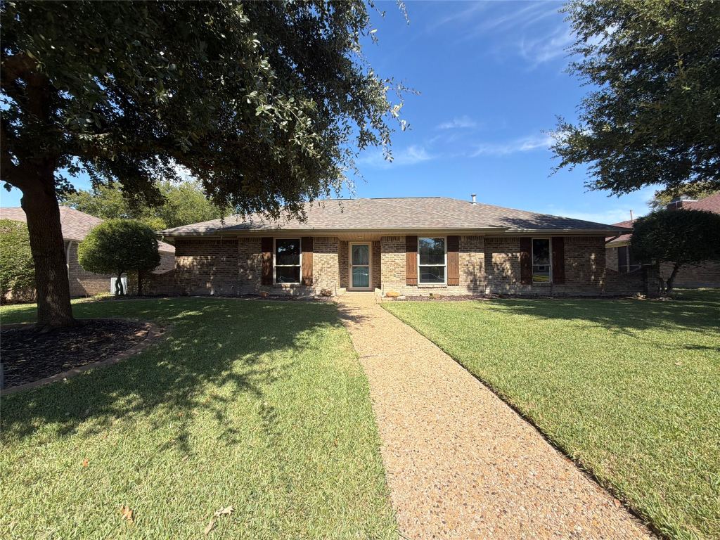 711 Rush Creek Drive, Allen, TX 75002 — photo 1