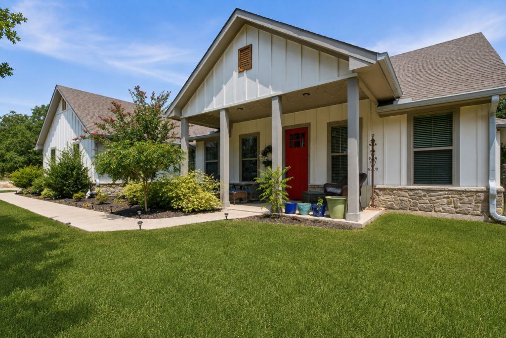 374 Clark Lake Road, Weatherford, TX 76088 — photo 1