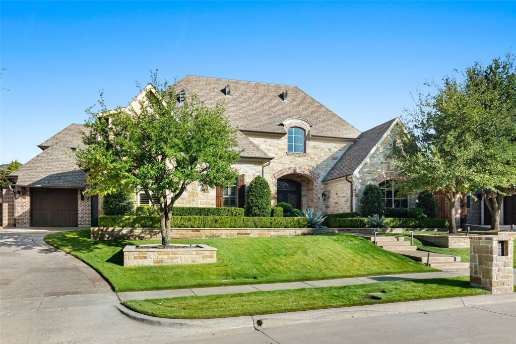 6820 Amaretto Court, Plano, TX 75024 — photo 1