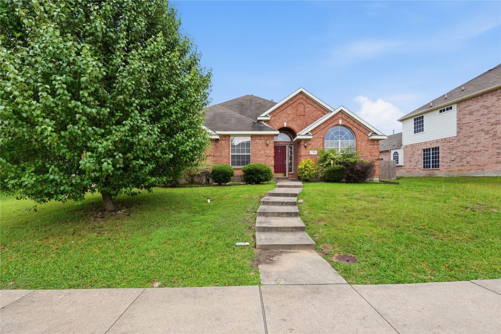 1700 Wylie Creek Drive, DeSoto, TX 75115 — photo 1