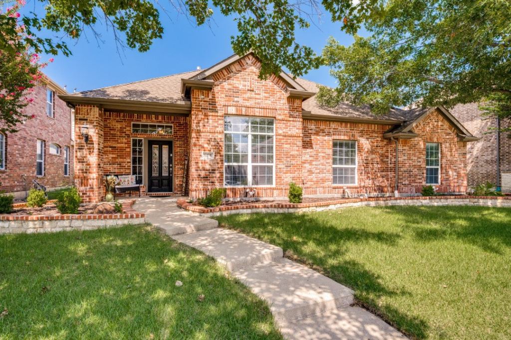 6408 Sapphire Drive