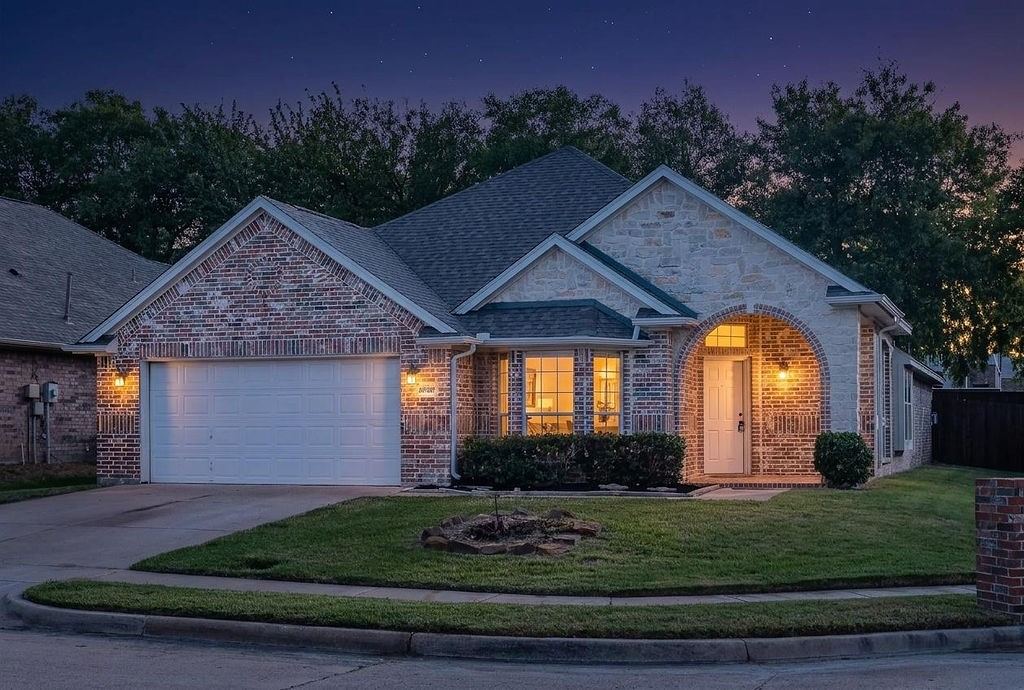 10508 Stoneside Trail, Fort Worth, TX 76244 — photo 1