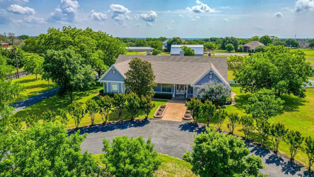 2717 Clear Lake Road, Weatherford, TX 76087 — photo 1