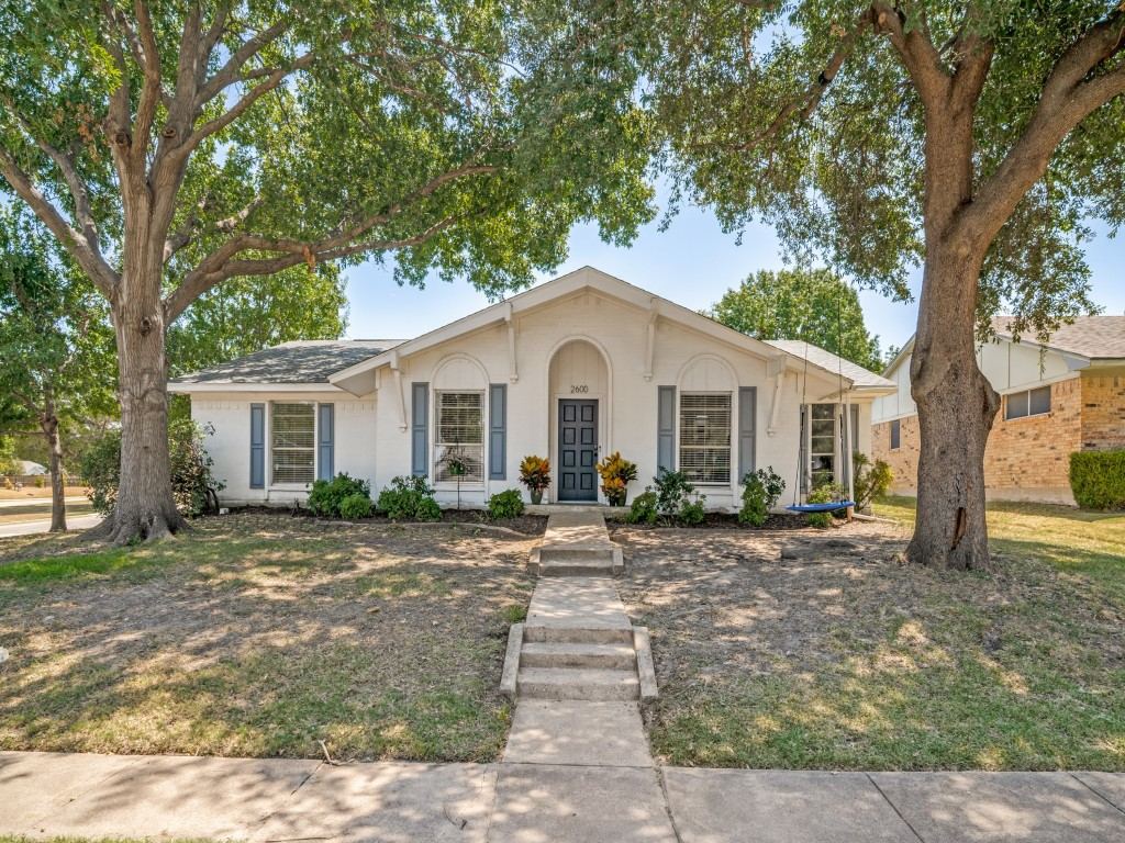 2600 Montclair Lane, Mesquite, TX 75150 — photo 1