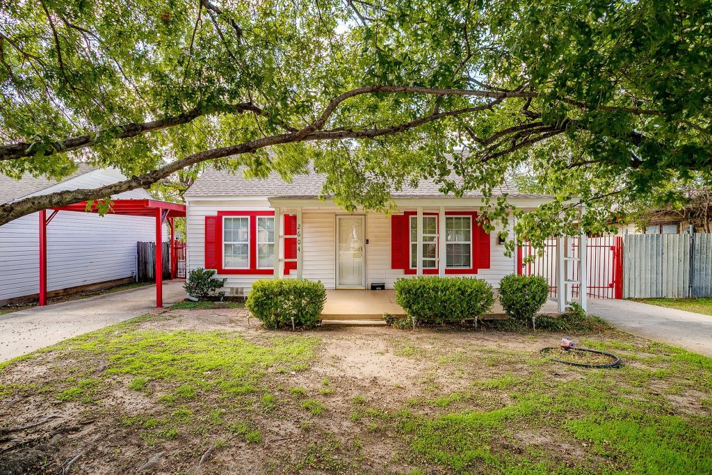 2606 Wayside Avenue, Fort Worth, TX 76110 — photo 1