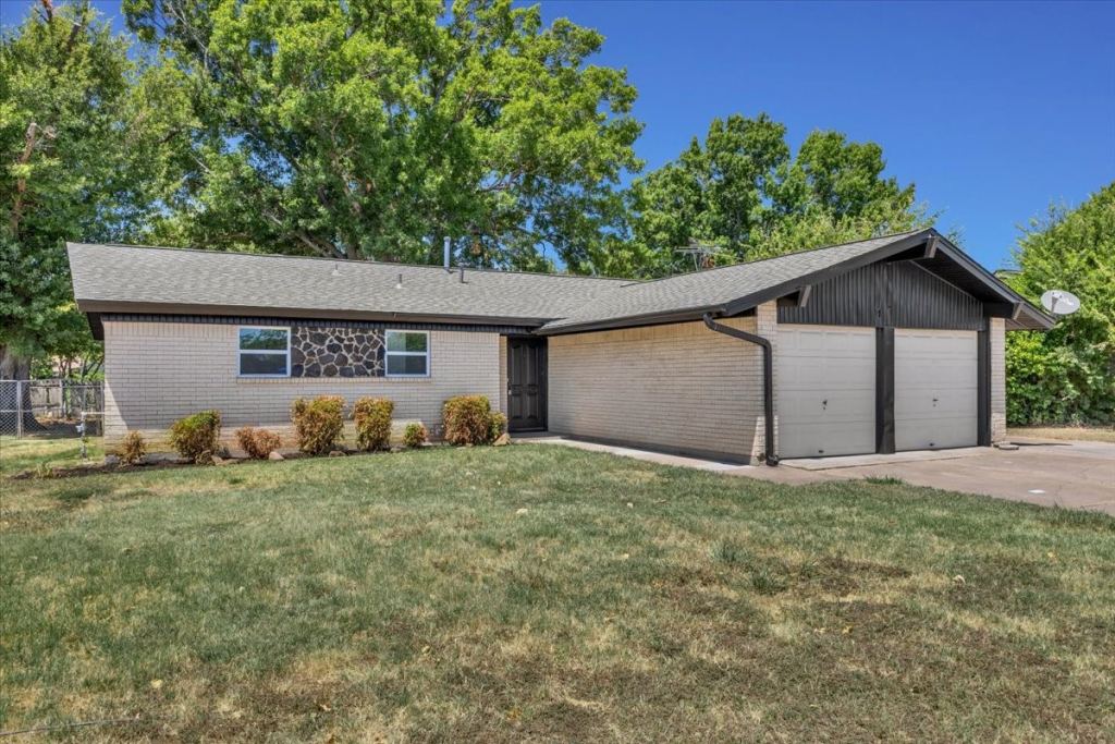 5205 Cloyce Court