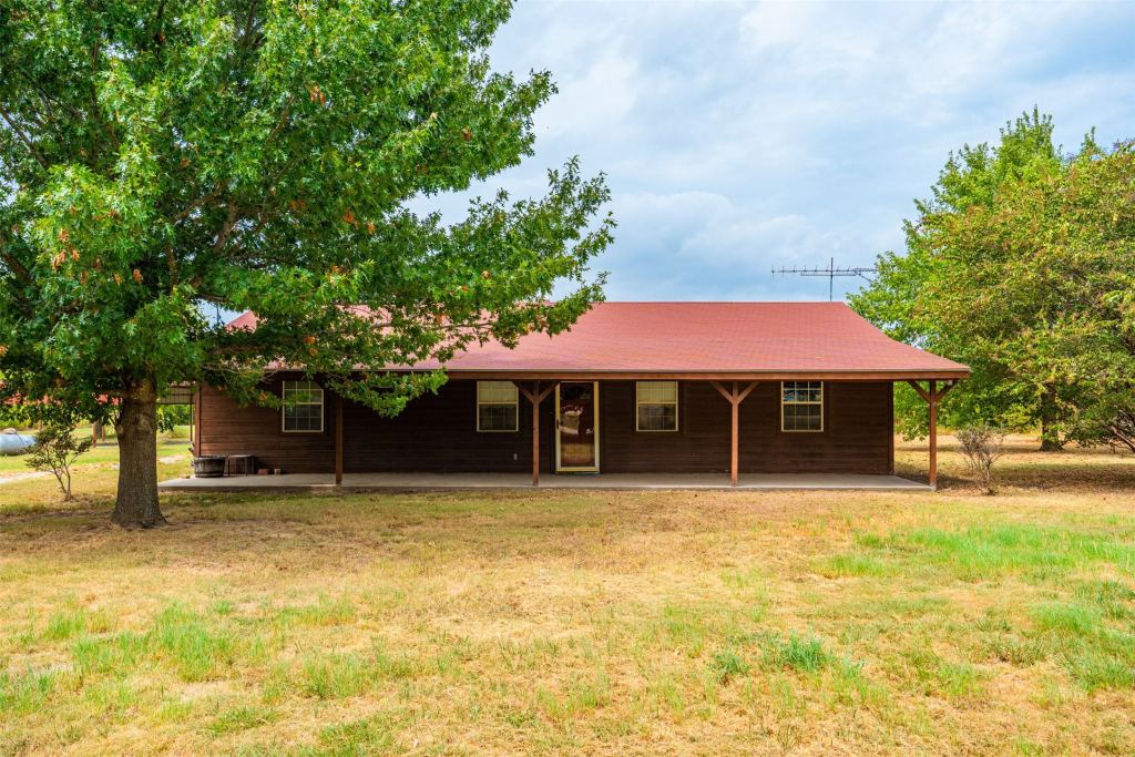 545 County Road 1110a, Cleburne, TX 76031 — photo 1