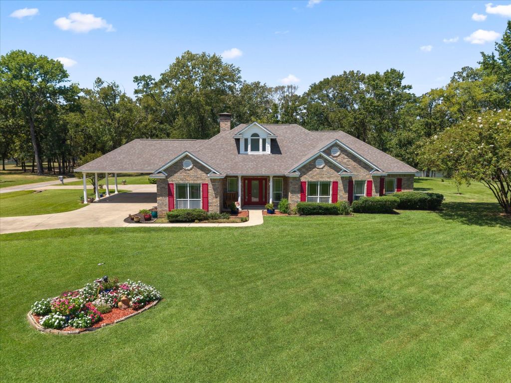 181 County Road 2137