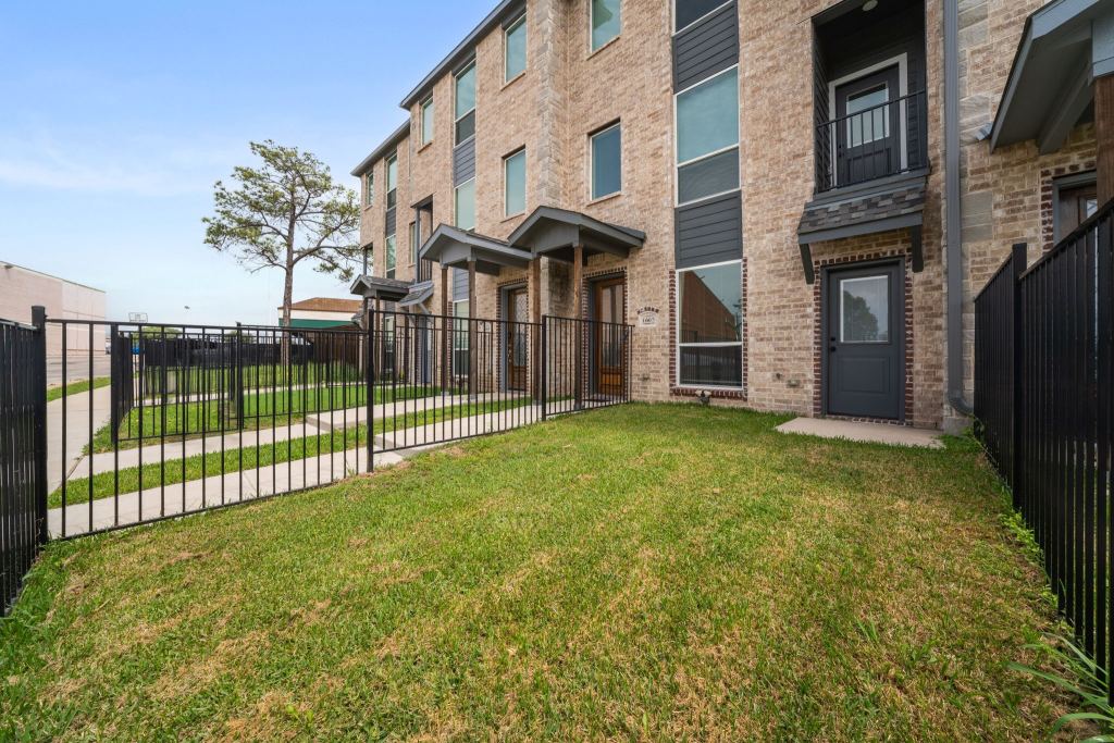 1603 Mignon Drive, Arlington, TX 76010 — photo 1