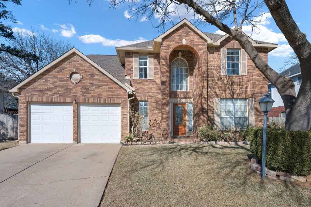 4303 Solitude Court, Arlington, TX 76017 — photo 1