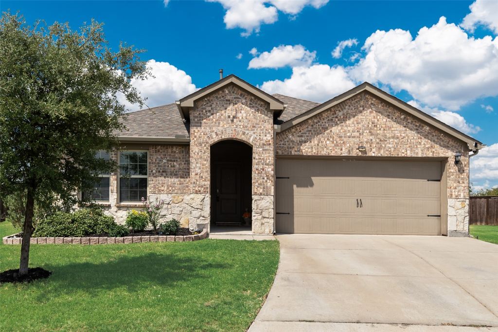 4301 Pyramid Drive, Forney, TX 75126 — photo 1