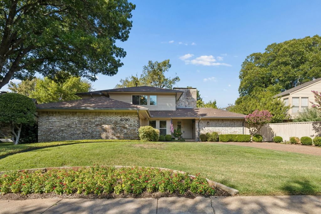 6720 Robin Willow Court, Dallas, TX 75248 — photo 1
