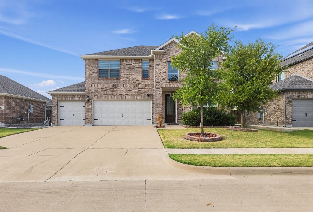 1620 Berry Ridge Trail, Aubrey, TX 76227 — photo 1