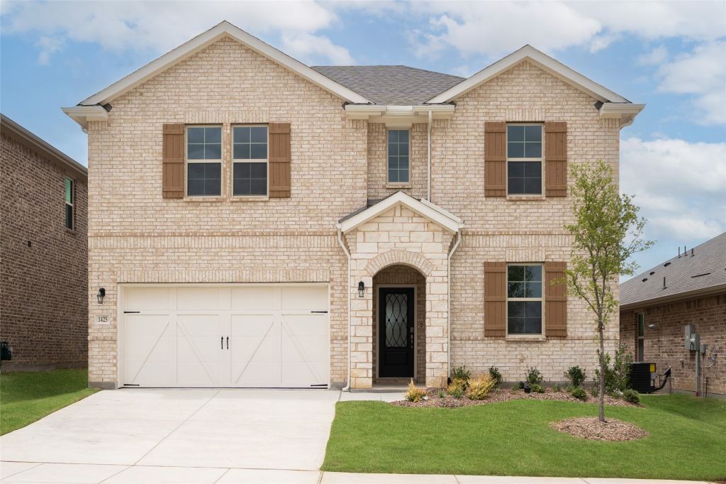 1425 Topaz Trail