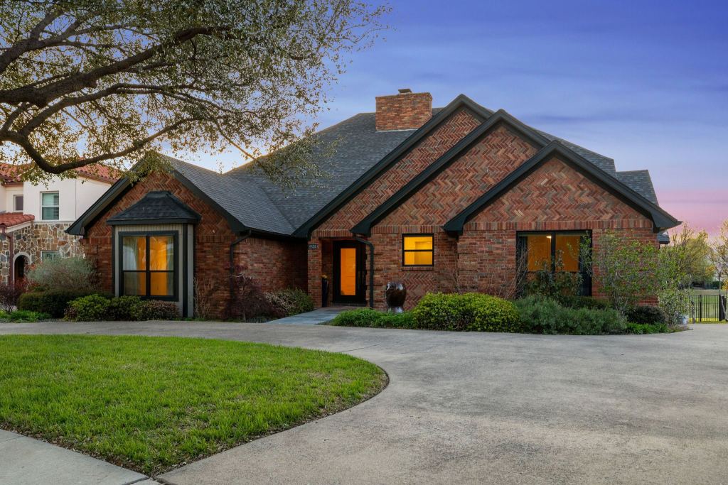 2636 Brookside Drive