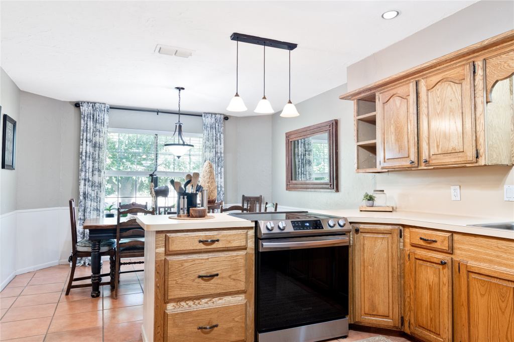 225 Fm 488, Fairfield, TX 75840 — photo 1