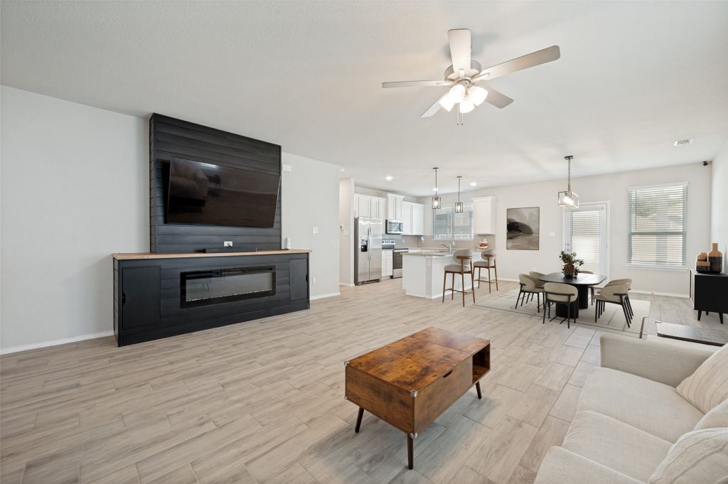 5956 Hopkins Drive