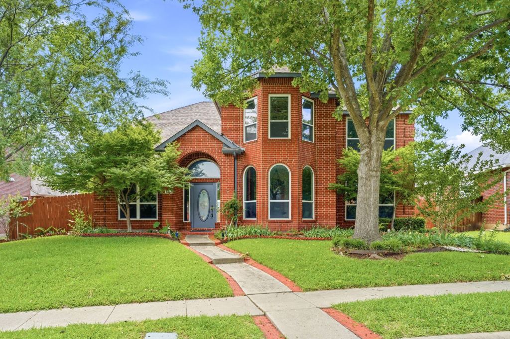 2302 Sherbrooke Lane, McKinney, TX 75070 — photo 1