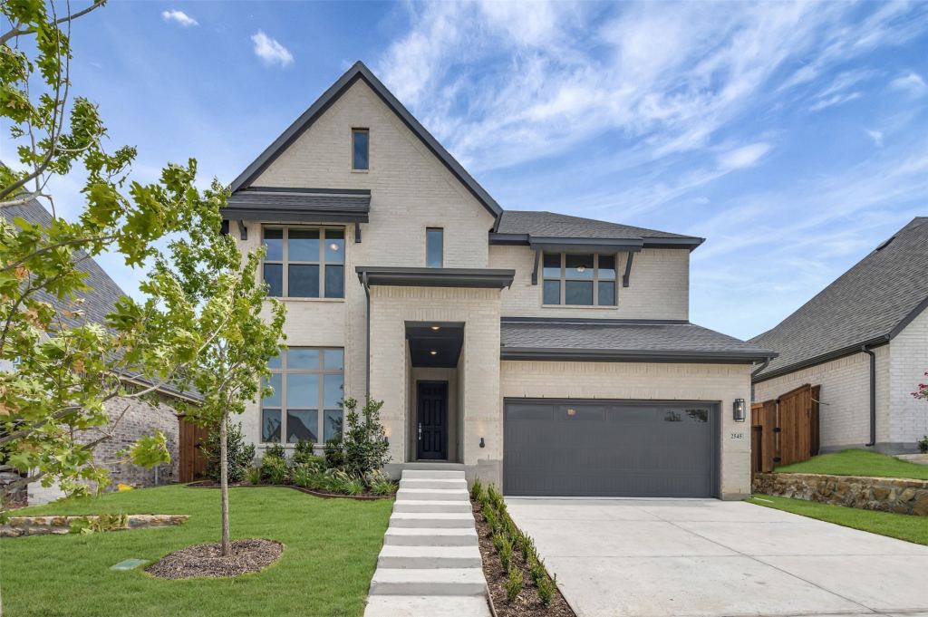 2545 Domingo Drive