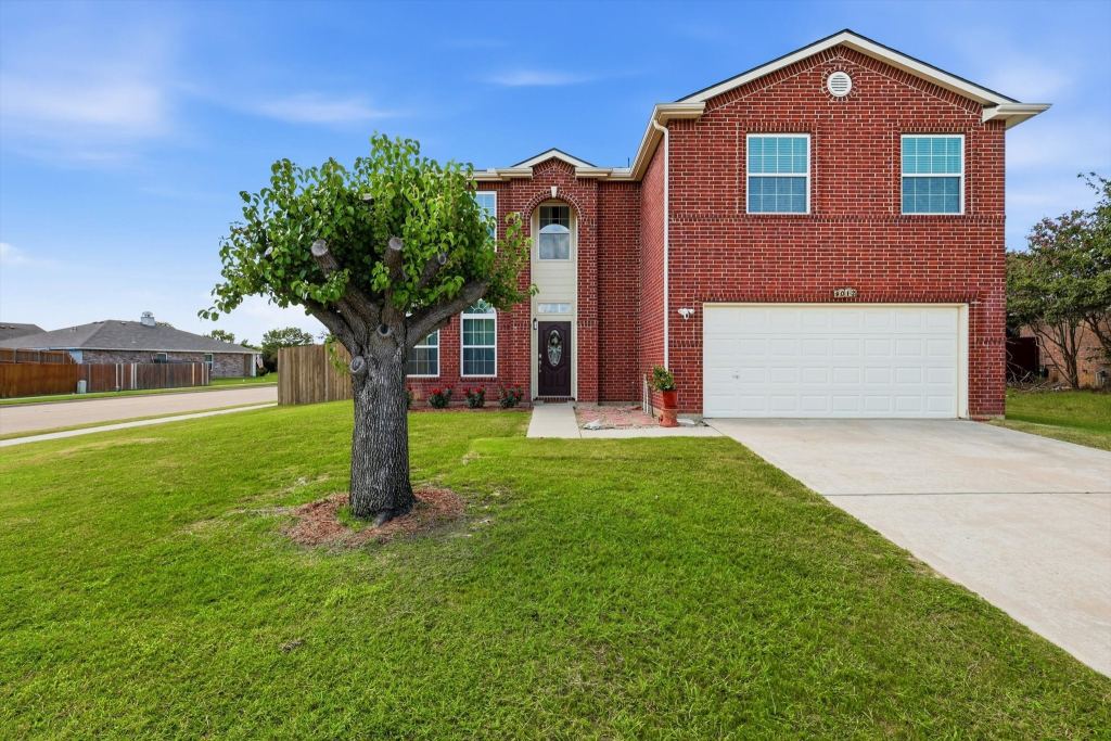 8012 Clear River Lane, Denton, TX 76210 — photo 1