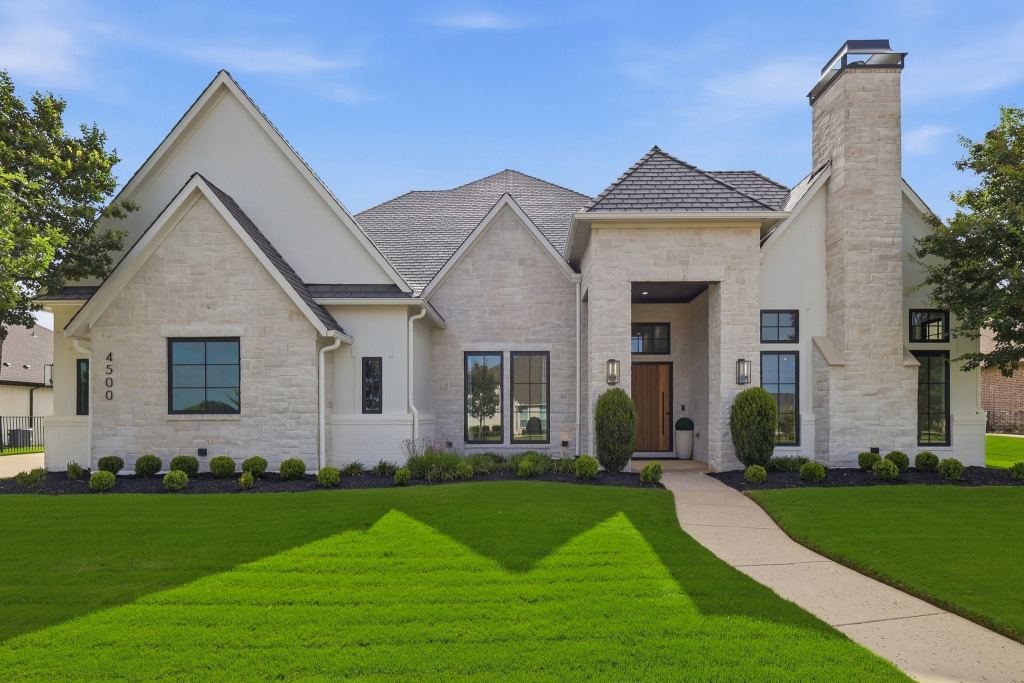 4500 Saddlewood Drive, Flower Mound, TX 75028 — photo 1
