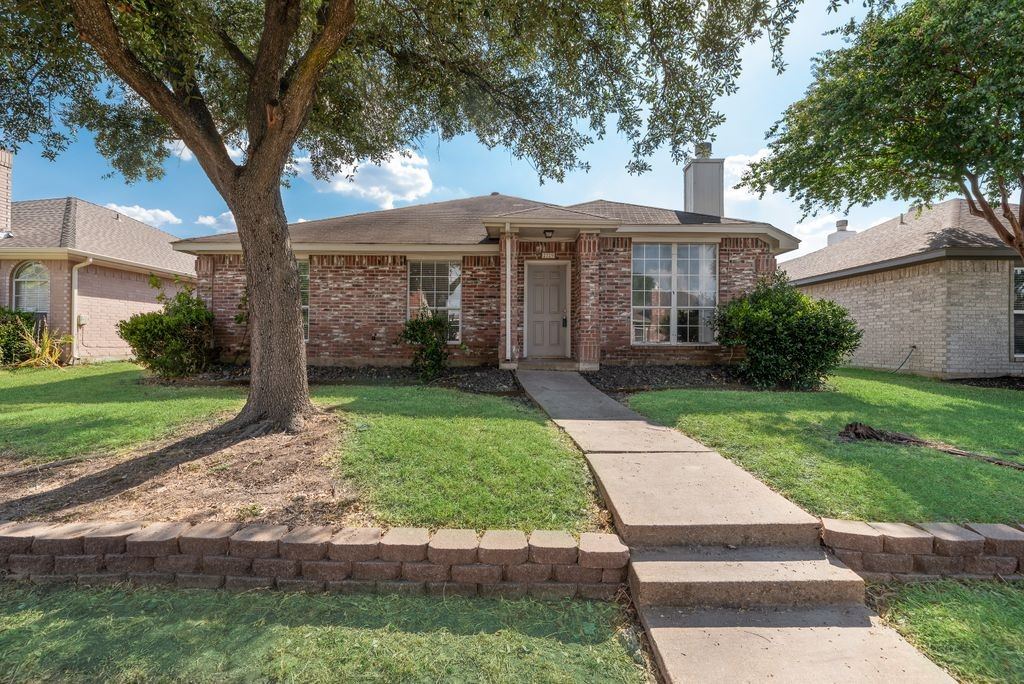 2729 Bent Brook Drive, Mesquite, TX 75181 — photo 1