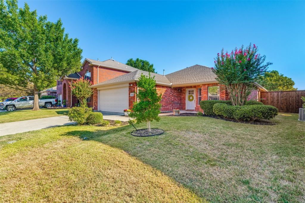 5825 Quicksilver Drive, McKinney, TX 75070 — photo 1