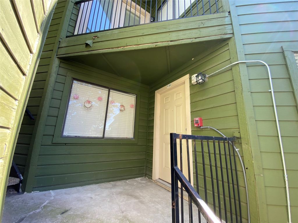 9831 Walnut Street P208, Dallas, TX 75243 — photo 1