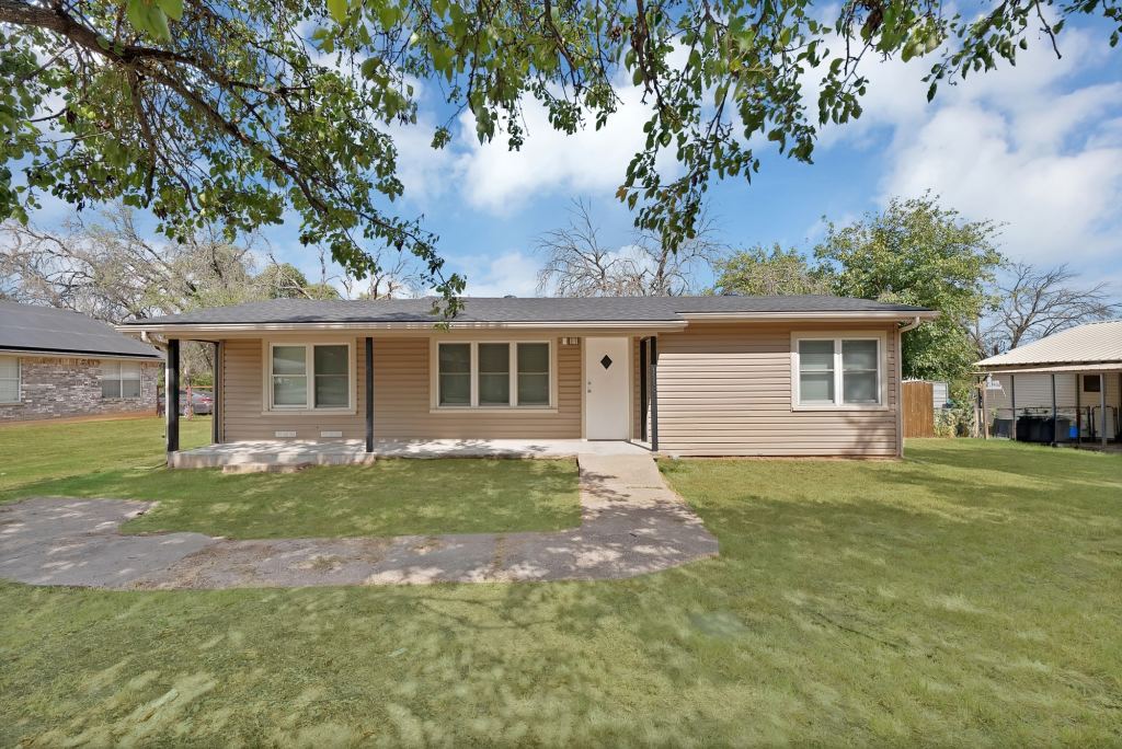 116 Westline Road, Azle, TX 76020 — photo 1