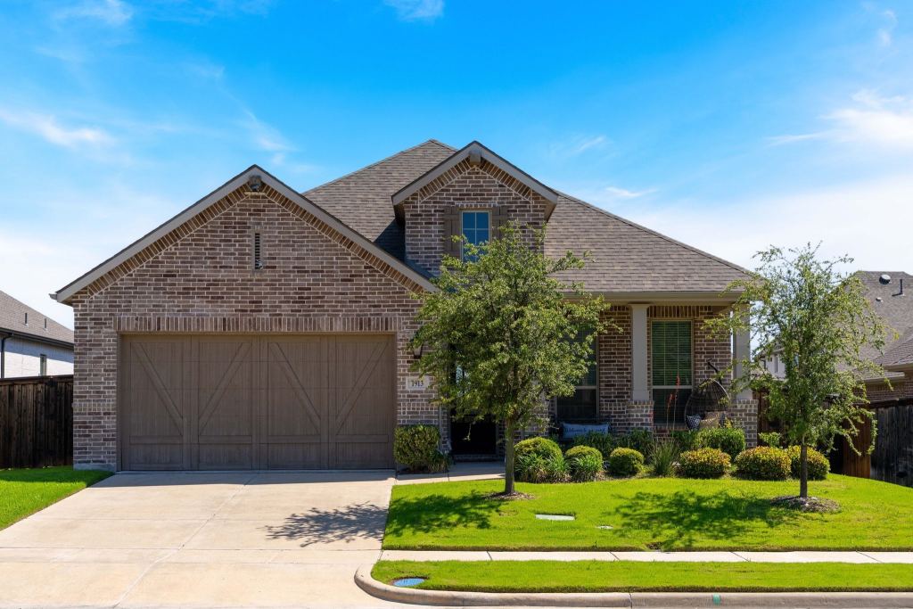 1913 Recioto Drive, McLendon Chisholm, TX 75032 — photo 1